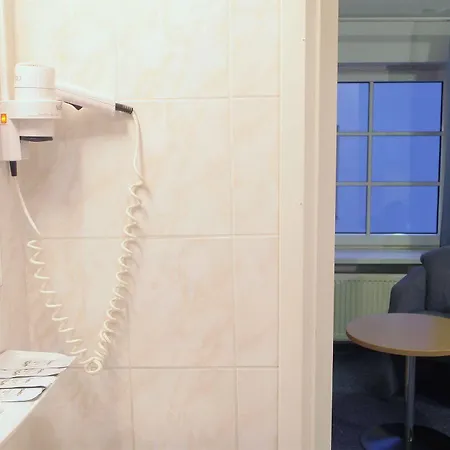 Telecom Guest
